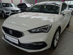 Weiß Gebraucht 2022 Seat Leon ST Style Kombi | 18.949 € (Fairer Preis)