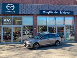 Grau Gebraucht 2024 Hyundai i30 Trend Kombi | 22.485 €