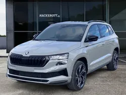Grau Neu 2025 Skoda Karoq SportLine SUV | 42.290 € (Teuer)