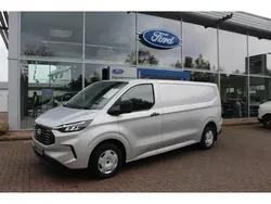 Polarsilber metallic Gebraucht 2024 Ford Transit Custom Trend | 36.950 € (Teuer)