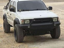 Gebraucht 2000 Toyota HiLux Abholung | 15.000 €