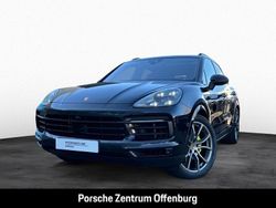 Tiefschwarzmetallic Gebraucht 2022 Porsche Cayenne SUV | 94.870 € (Teuer)