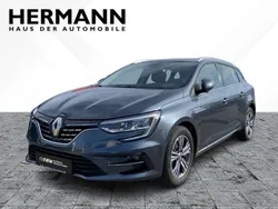 Titaniumgrau (grau) Gebraucht 2021 Renault Mégane GrandTour Intens Kombi | 16.996 € (Fairer Preis)