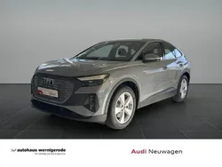 Kieselgrau Gebraucht 2022 Audi Q4 Sportback e-tron Basis SUV | 30.840 € (Guter Preis)