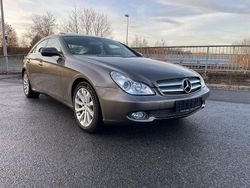 Grau Gebraucht 2009 Mercedes CLS320 Limousine | 10.990 € (Etwas zu teuer)