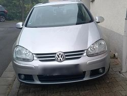 Grau Gebraucht 2004 VW Golf IV Kombi | 2.000 € (Guter Preis)