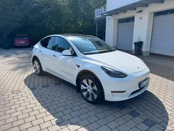 Weiß Gebraucht 2021 Tesla Model Y Performance SUV | 36.890 €