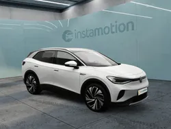 Weiß Gebraucht 2023 VW ID.4 Pro Performance SUV | 39.550 € (Teuer)