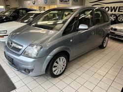 Silber Gebraucht 2009 Opel Meriva Innovation Van / Kleinbus | 4.490 € (Etwas zu teuer)