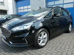 Schwarz obsidianschwarz metallic Gebraucht 2021 Ford S-MAX Titanium Van / Kleinbus | 21.850 € (Fairer Preis)