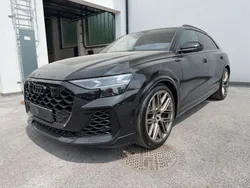 Mythosschwarz perlefekt Neu 2025 Audi RS Q8 Sport SUV | 131.900 € (Superpreis)