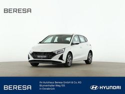Weiß Neu 2025 Hyundai i20 Trend Limousine | 21.290 € (Etwas zu teuer)