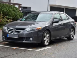 Grau Gebraucht 2009 Honda Accord Executive Limousine | 5.800 € (Fairer Preis)