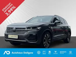 Siliziumgrau metallic Gebraucht 2023 VW Touareg R-line SUV | 64.990 € (Superpreis)