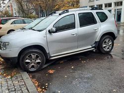 Silber Gebraucht 2016 Dacia Duster Lauréate SUV | 8.490 € (Fairer Preis)