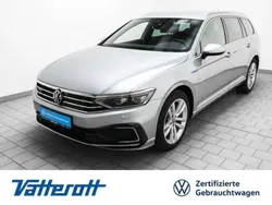 Silber Gebraucht 2023 VW Passat GTE Kombi | 33.980 € (Fairer Preis)