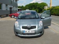 Grau metallic Gebraucht 2007 Toyota Yaris Kleinwagen | 5.900 € (Teuer)