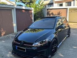 Schwarz Gebraucht 2019 VW Golf VII GTI Limousine | 29.600 €