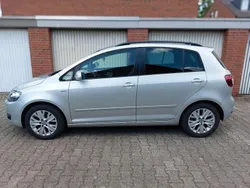 Grau Gebraucht 2013 VW Golf Plus Life Van / Kleinbus | 8.200 € (Fairer Preis)