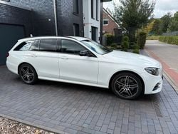 Weiß Gebraucht 2018 Mercedes E350 AMG line Kombi | 24.900 € (Superpreis)