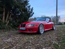 Rot Gebraucht 1996 BMW Z3 Sport Line Cabrio | 8.800 € (Etwas zu teuer)
