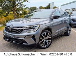 Grau Gebraucht 2023 Renault Austral Iconic SUV | 32.990 € (Fairer Preis)