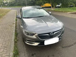 Grau Gebraucht 2019 Opel Insignia Country Tourer Kombi | 21.000 € (Teuer)
