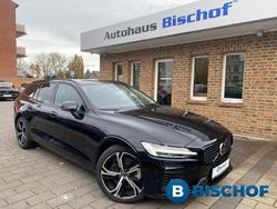 Schwarz Gebraucht 2025 Volvo V60 Plus Kombi | 39.990 € (Fairer Preis)
