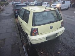 Gelb Gebraucht 2002 Seat Arosa Kleinwagen | 700 € (Guter Preis)