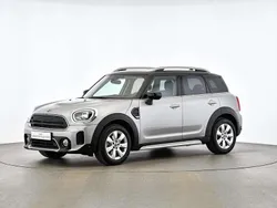 Grau Gebraucht 2023 Mini Cooper Countryman SUV | 34.040 € (Etwas zu teuer)