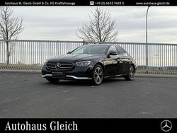 Schwarz unilack Gebraucht 2023 Mercedes E220 Avantgarde Limousine | 39.900 € (Teuer)