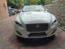 Weiß Gebraucht 2014 Jaguar XJ Limousine | 17.650 € (Teuer)
