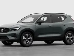 Grün Neu 2025 Volvo XC40 Plus SUV | 44.500 € (Etwas zu teuer)