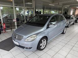 Blau Gebraucht 2005 Mercedes B170 Van / Kleinbus | 4.990 € (Fairer Preis)
