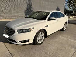 Weiß Gebraucht 2015 Ford Taurus Limousine | 14.990 €