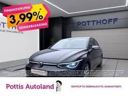 Schwarz Gebraucht 2022 VW Golf VIII Style Limousine | 22.777 € (Fairer Preis)