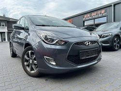 Grau Gebraucht 2015 Hyundai ix20 Kleinwagen | 8.950 € (Fairer Preis)