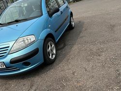 Blau Gebraucht 2003 Citroën C3 Kleinwagen | 1.850 € (Etwas zu teuer)