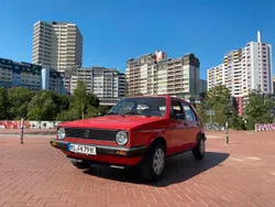 Rot Gebraucht 1980 VW Golf I Kleinwagen | 7.000 €