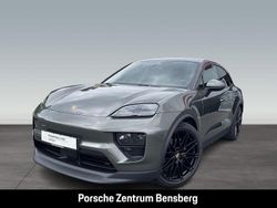 Grün Gebraucht 2025 Porsche Macan 4 Electric SUV | 90.900 € (Guter Preis)