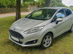 Silber Gebraucht 2017 Ford Fiesta SYNC Edition Kleinwagen | 6.800 € (Guter Preis)