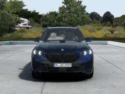Blau Neu 2025 BMW X5 SUV | 107.139 € (Fairer Preis)