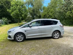 Grau Gebraucht 2020 Ford S-MAX Titanium Van / Kleinbus | 16.000 € (Guter Preis)