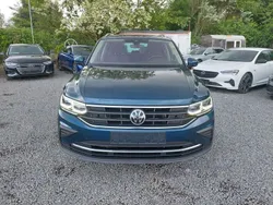 Blau Gebraucht 2021 VW Tiguan Life SUV | 20.600 € (Fairer Preis)