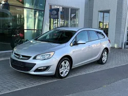 Silber Gebraucht 2013 Opel Astra Edition Kombi | 6.600 € (Fairer Preis)