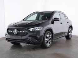 Night black Gebraucht 2024 Mercedes GLA200 Progressive SUV | 36.780 € (Guter Preis)