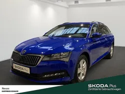 Energyblau Gebraucht 2023 Skoda Superb Ambition Kombi | 25.250 € (Superpreis)