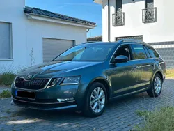 Grau Gebraucht 2019 Skoda Octavia SportLine Kombi | 11.300 € (Guter Preis)