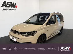 Candyweiß deep black perleffe Gebraucht 2024 VW Caddy Edition Van / Kleinbus | 41.940 € (Fairer Preis)