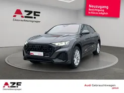 Grau Gebraucht 2024 Audi Q8 Ambiente SUV | 105.990 €